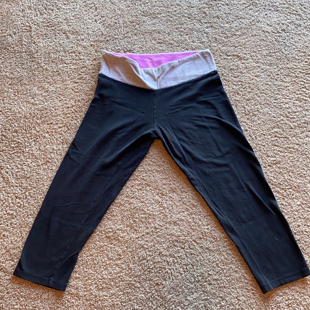 Authentic American Heritage Black Athletic Capris